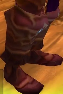 Knight-Lieutenant's Dragonhide Treads — screenshot 1