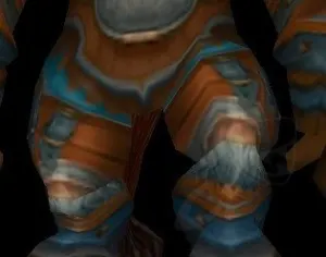 High Warlord's Dragonhide Legguards — screenshot 1