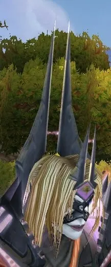 Vengeful Gladiator's Silk Cowl — screenshot 2